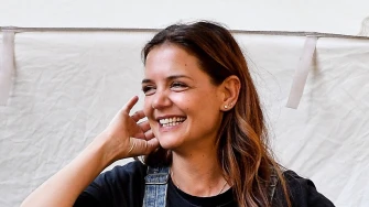 Katie Holmes oživjela kultnu torbu iz 2000-ih