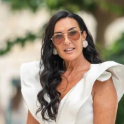 Ljetna špica u Makarskoj: Zgodne dame okupirale rivu i pretvorile je u modnu pistu