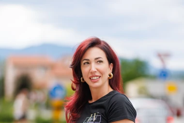 Tea Kundić-Filčić: 'Ekstenzije su kao kava s frendicom – jednom kad ih isprobate, uvijek se vraćate'