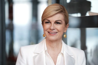 Kolinda Grabar-Kitarović pojavila se u profinjenoj zelenoj haljini poznatog brenda, nosi ga i Kate Middleton