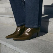 Stigle su prve gležnjače - evo koji će modeli obilježiti jesen