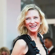 Filmska čarolija i modni spektakl: Haljine koje su obilježile prvi dan filmskog festivala u Veneciji