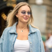 Zagrepčanka jednostavan outfit začinila ludo dobrom jaknom kakvu rijetko viđamo na ulicama