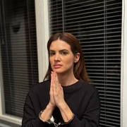 Sjene prošlosti počele dramatično! Arija Rizvić podijelila fotografije 'iz zatvora' i poručila: 'Bit će svega!'