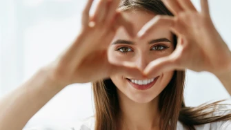 Zbogom umornim očima! Uz ove beauty trikove riješit ćeš se tamnih podočnjaka