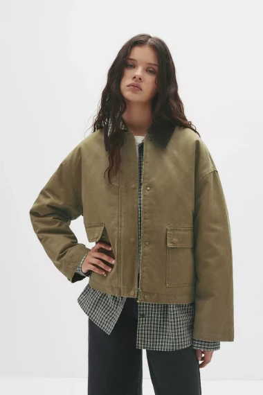 Tražiš kratku jaknu za jesen? Donosimo najchic modele za ovu sezonu
