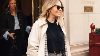 Sienna Miller: Kraljica boho chica pokazuje kako se nosi jesenski baloner