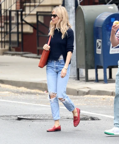 Sienna Miller: Kraljica boho chica pokazuje kako se nosi jesenski baloner