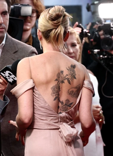 Elegancija u boji šampanjca: Scarlett Johansson u haljini koja je zasjenila sve