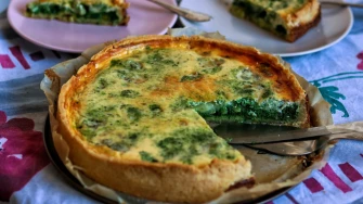 Kad obične pite nisu dovoljne isprobajte recept za ukusni quiche od sira i špinata
