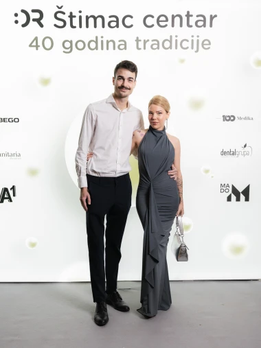 Uz poznata lica i biserne osmijehe, Štimac dental centar proslavio 40 godina izvrsnosti na prvom gala događaju nakon ljeta