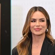 Neočekivani spoj: Severina privukla poglede u točkicama i suknji s motivima rimskih careva