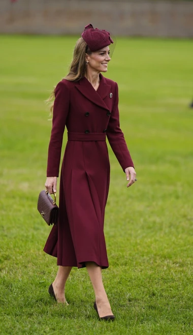 Tko je modno briljirao? Kate vjerna britanskoj klasici, Melania eksperimentirala sa šeširom