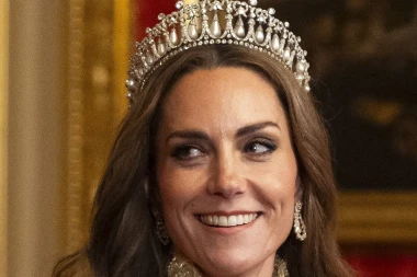 Kate Middleton zasjala u omiljenoj tijari princeze Diane koja nosi posebnu vrijednost