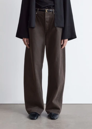Pronašli smo cool traperice koje će začiniti svaki jesenski look