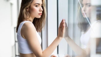 Ostaje duže na poslu, nervozan je i izbjegava intimnost? Ne, to ne mora značiti da te vara