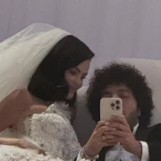 Bajkovita vjenčanica Selene Gomez ostavila nas je bez daha, kreirao ju je slavni dizajner