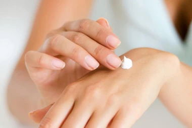 Najbolje kreme za ruke koje štite kožu tijekom hladnih dana