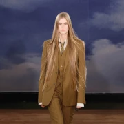 Anti-bob trend se vratio: Duga kosa ponovno osvaja modnu scenu