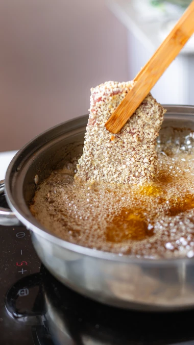 Kad ti se jede domaće, a ne da ti se čistiti: Bečki šnicl i parmigiana gotovi za 20 minuta uz Kotányi Crispy POH
