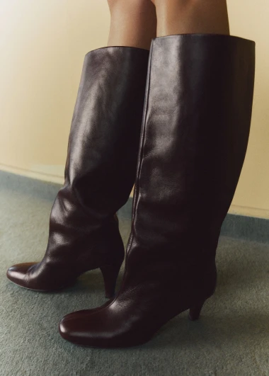 16 savršenih - visoke čizme koje podižu svaki outfit