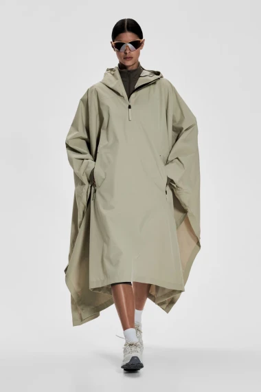 Kišne jakne i kabanice nikad nisu bile tako stylish: Trendi modeli za jesen