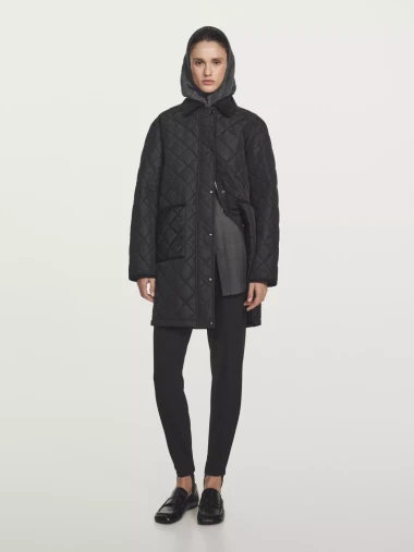 Kišne jakne i kabanice nikad nisu bile tako stylish: Trendi modeli za jesen