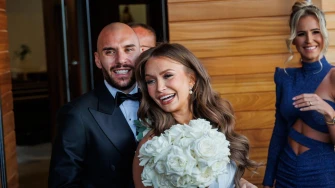 Ivona i hajdukovac Kalik izrekli sudbonosno 'da', raskošna vjenčanica istaknula njezinu ljepotu