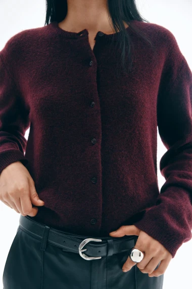 Kako nositi bordo boju ove jeseni - donosimo stylish ideje