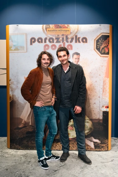 Premijera o kojoj svi pričaju: 'Parazitska posla' donijela smijeh, suze i prepune redove kazališta Gavella