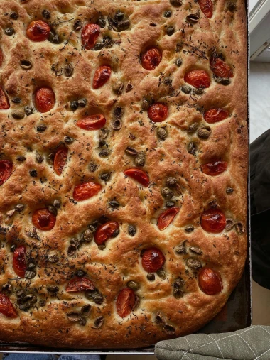 Tri savršena recepta za domaću focacciu – okusi Italije u vašoj kuhinji
