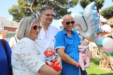 Marina je prošla 3 operacije dojke pa rodila blizance: 'Ako sam morala sve proći da bih njih dobila, isplatilo se'