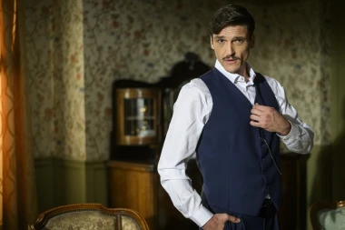 Tepaju mu da je hrvatski Pedro Pascal i obožavaju ga otkako se pojavio na ekranima