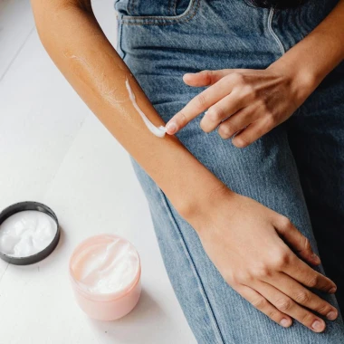 Najbolji maslaci i losioni za tijelo: Spas za suhu kožu u hladnijim danima