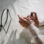 Topli, senzualni, zavodljivi: Najbolji orijentalni parfemi za jesen i zimu