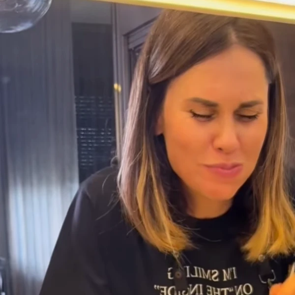 Viktorija Rađa pokazala kako priprema pašticadu, Marijana Batinić je pohvalila: 'Najbolja uz onu moje matere'