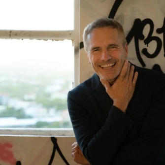 Velika inozemna karijera, prestižno svjetsko obrazovanje i briljantna izvedba: Alan Blažević vlada Vrilom kao Ante Vukas