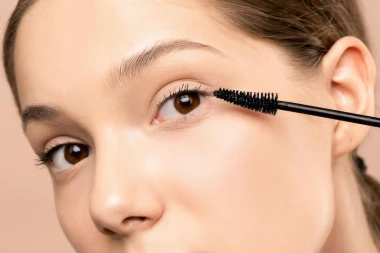 Nisu skupe, a efektne su: Drogerijske maskare koje vrijedi isprobati