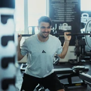 Dnevnik sportaša: Kako živi, jede i uživa zgodni gym trener i nogometaš Karlo