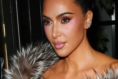 Kim Kardashian otkrila odakle joj ideja za 'dlakave' tange: 'Htjeli su da nosim nešto slično'