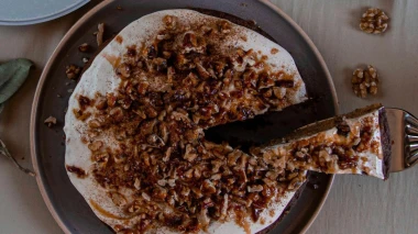 Čarolija s jednim jajetom: Tri neodoljiva jesenska kolača gotova u trenu