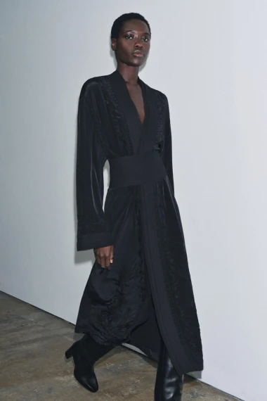 Što odjenuti na zimsko vjenčanje? Najljepše haljine iz high street ponude