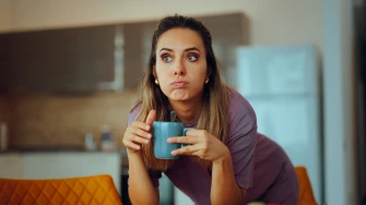 Nevidljivi teret majčinstva: Zašto je organizacija kućanstva uglavnom ženski posao?