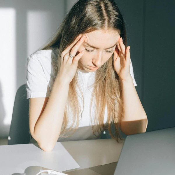 Neprijatelji iz sjene: Svakodnevne navike koje iscrpljuju vaš mozak