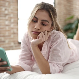 Ono što nikad neće priznati: Zašto se muškarci nekad odjednom prestanu javljati?