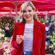 Anita Martinović građanima dijelila licitarska srca, a farmerima će već večeras pisma