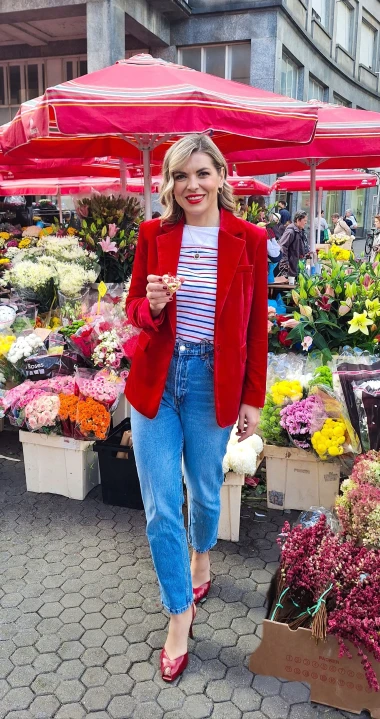 Anita Martinović građanima dijelila licitarska srca, a farmerima će već večeras pisma