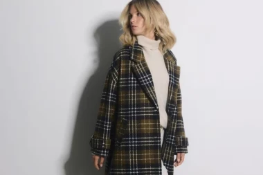 Klasično uz zaokret: Kaputi koji unose vedrinu u zimsku garderobu