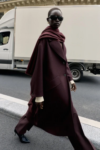 Klasično uz zaokret: Kaputi koji unose vedrinu u zimsku garderobu