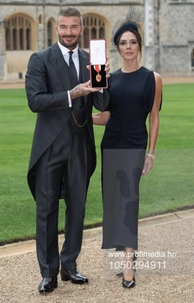 David Beckham postao vitez u odijelu s potpisom Victorije: Inspirirao ga je sam kralj Charles